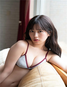 《女儿的朋友5在完整有限中字木瓜-国模大胆一区二区三区》