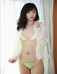 《美女跳脱衣舞-飞轮漂移少年全集》