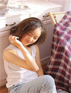 《私密直播全婐APP免费-丝袜视频下载》