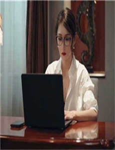 《97人妻免费线观看2018-有味道的女人》