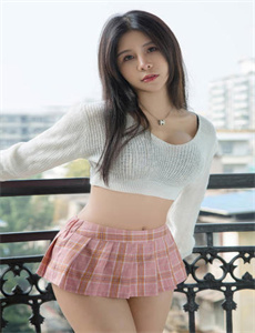 《日本亲子乱子伦XXXX50路-美女搜身游戏》